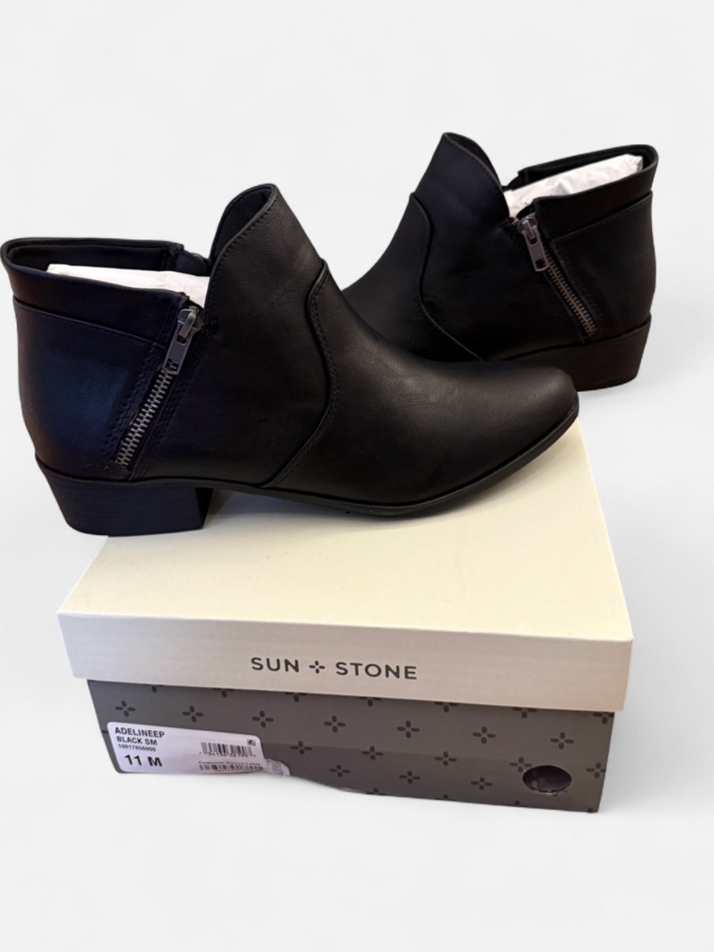 NWT Women’s Sun + Stone Black Ankle Booties with zipper size 11